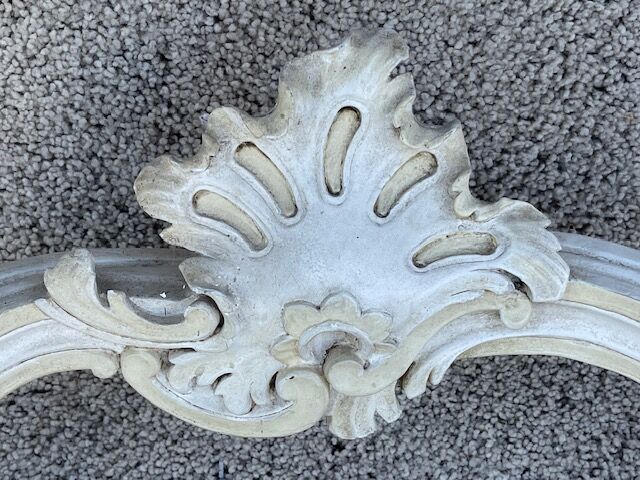 Console de style Louis XV