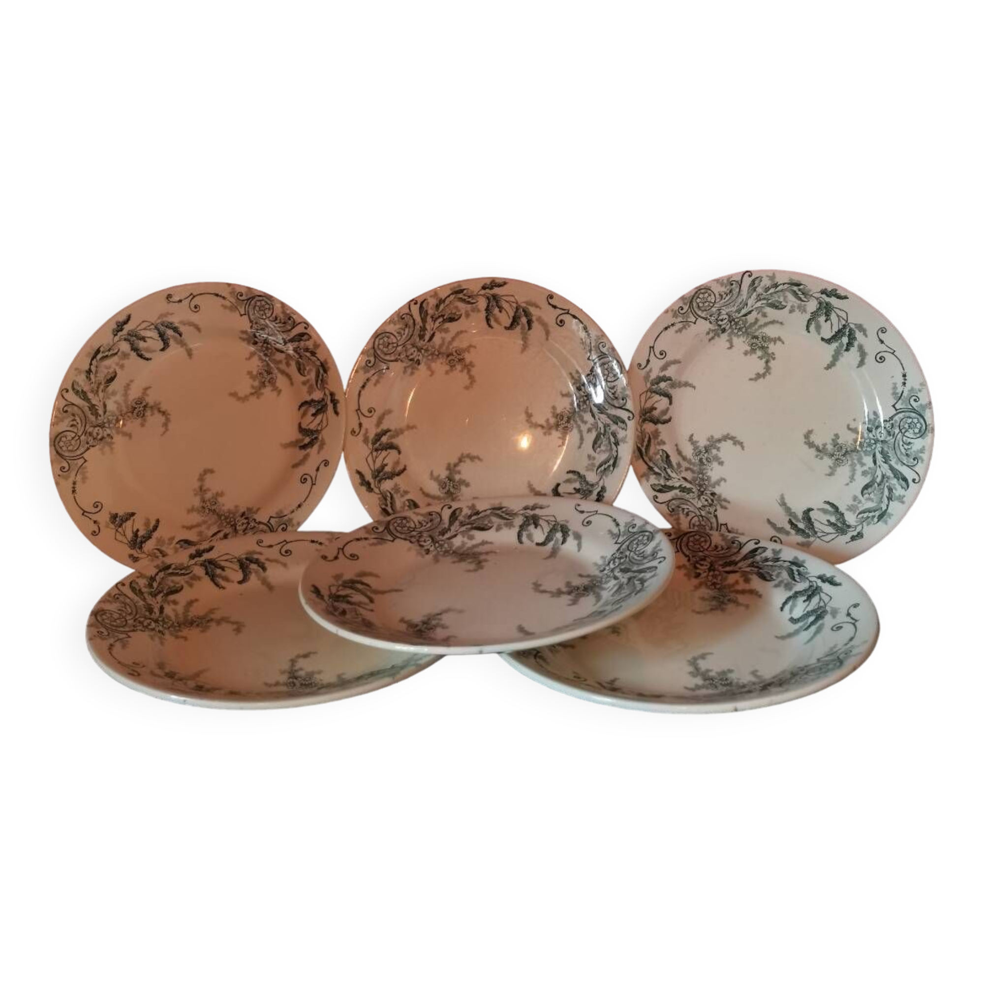 Arabesque Plates Terre de Fer