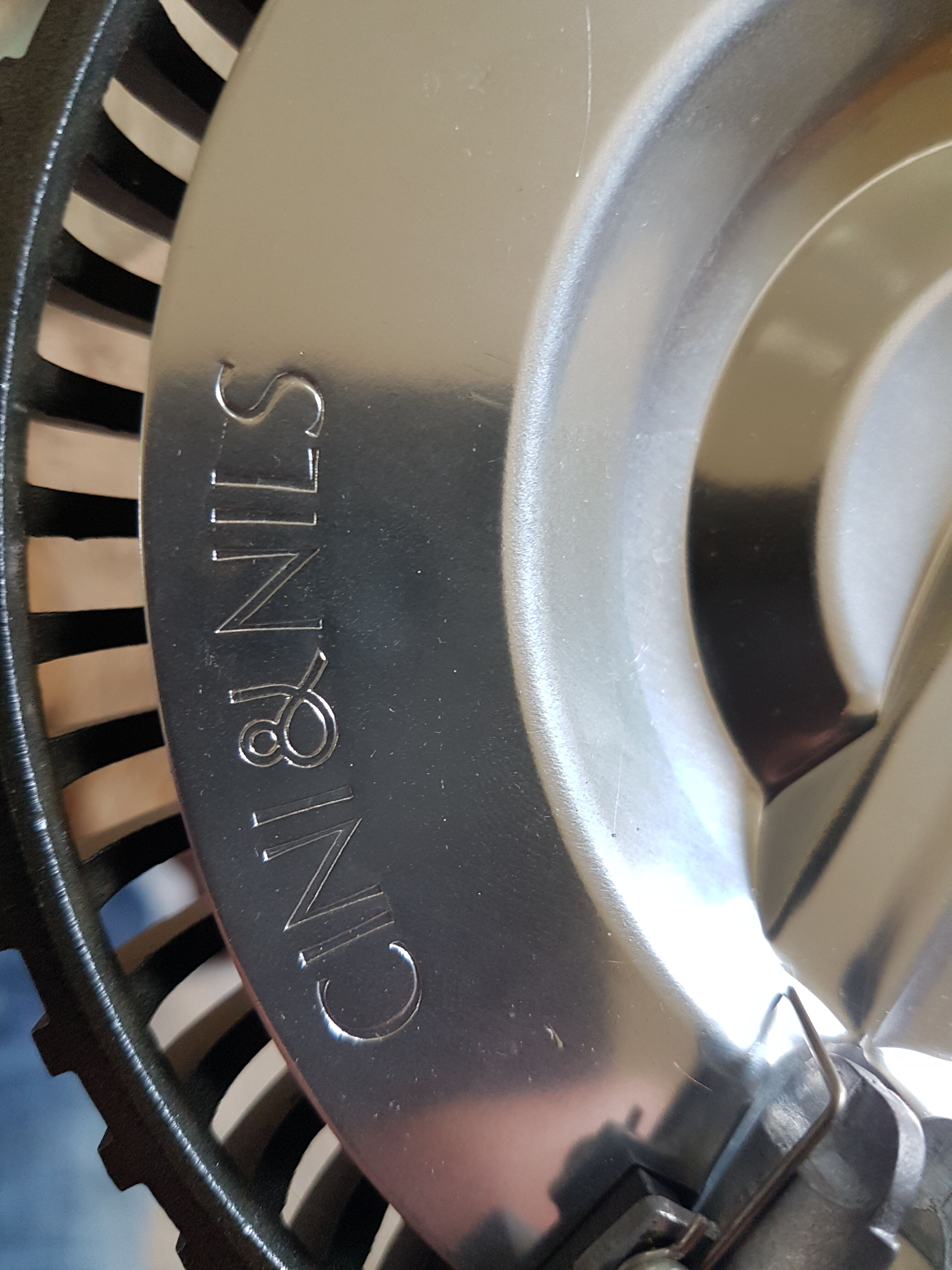 Hanging lamp design Aureola Cili and Nils Italy 1982