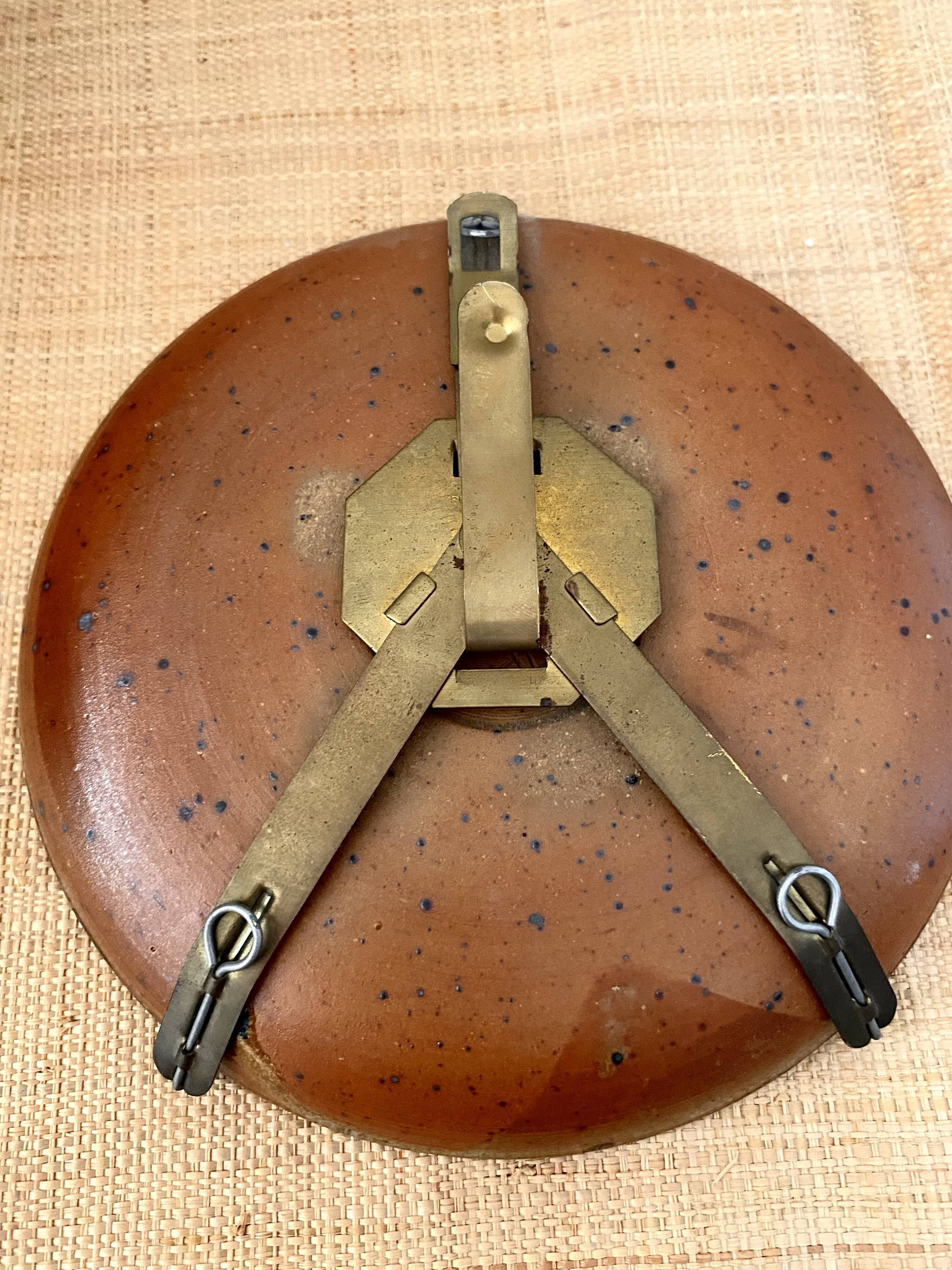 Ceramic wall plate