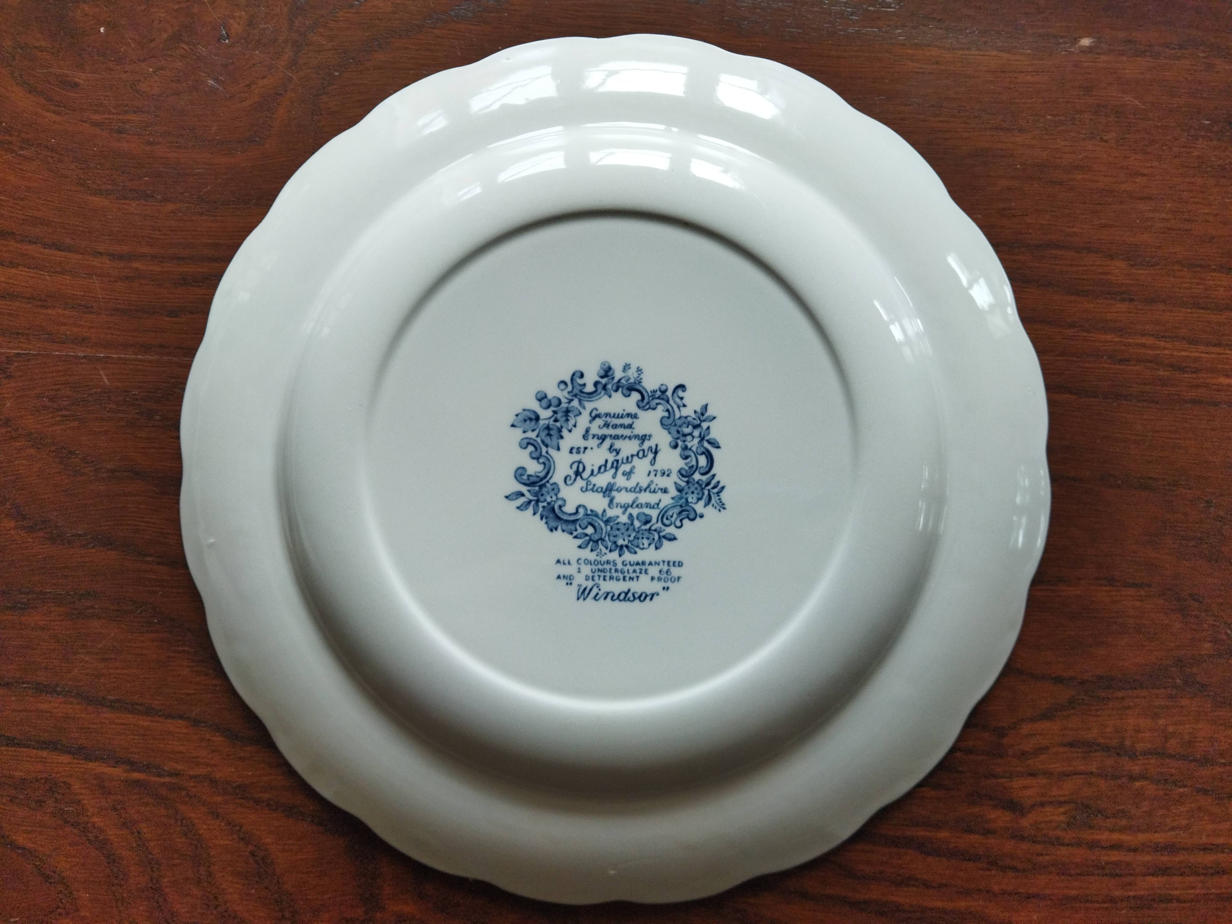 12 English dinner plates Ridgway "Windsor" ("Asiatic Pheasants") blue & white