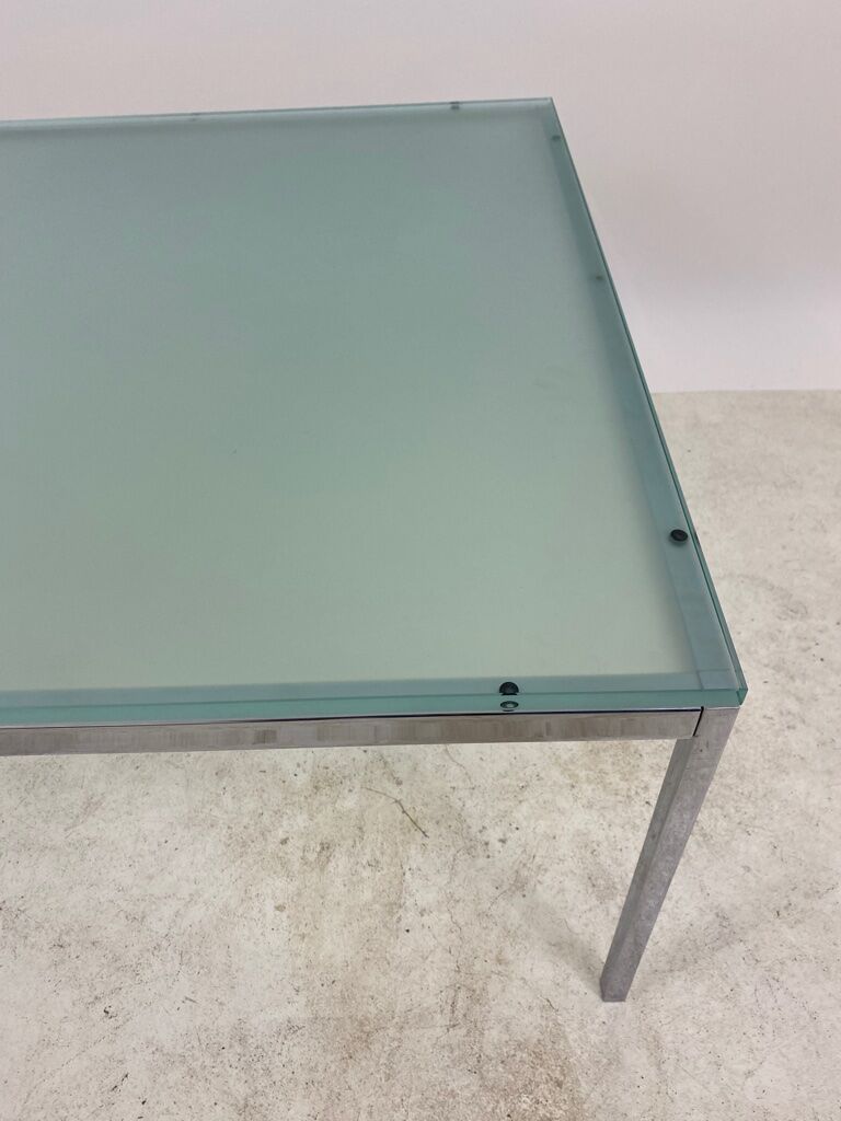 Table by Florence Knoll