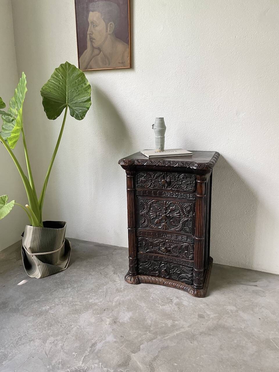 19th century chest of drawers in carved blackened pine