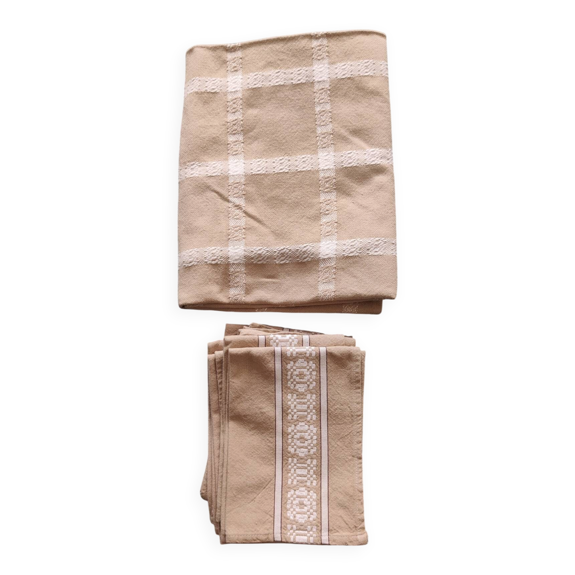 Tablecloth and its 6 napkins