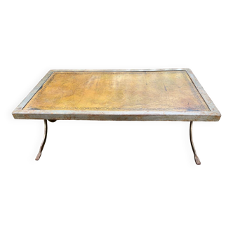 Industrial coffee table in silver wrought iron and leather from the 70s