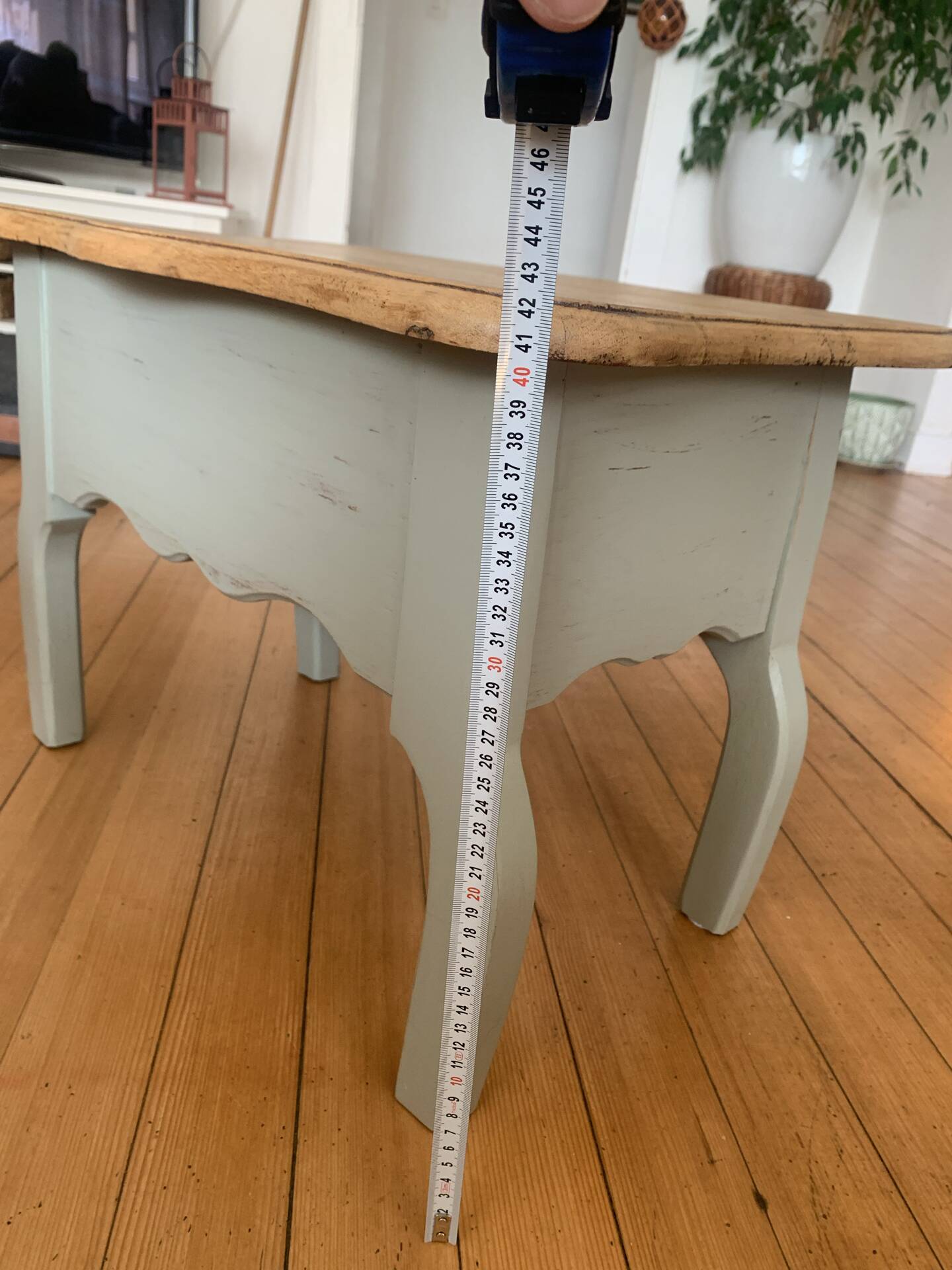 Table basse vintage en chêne, forme libre
