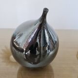 Vase " figue " en céramique noire irisée vintage