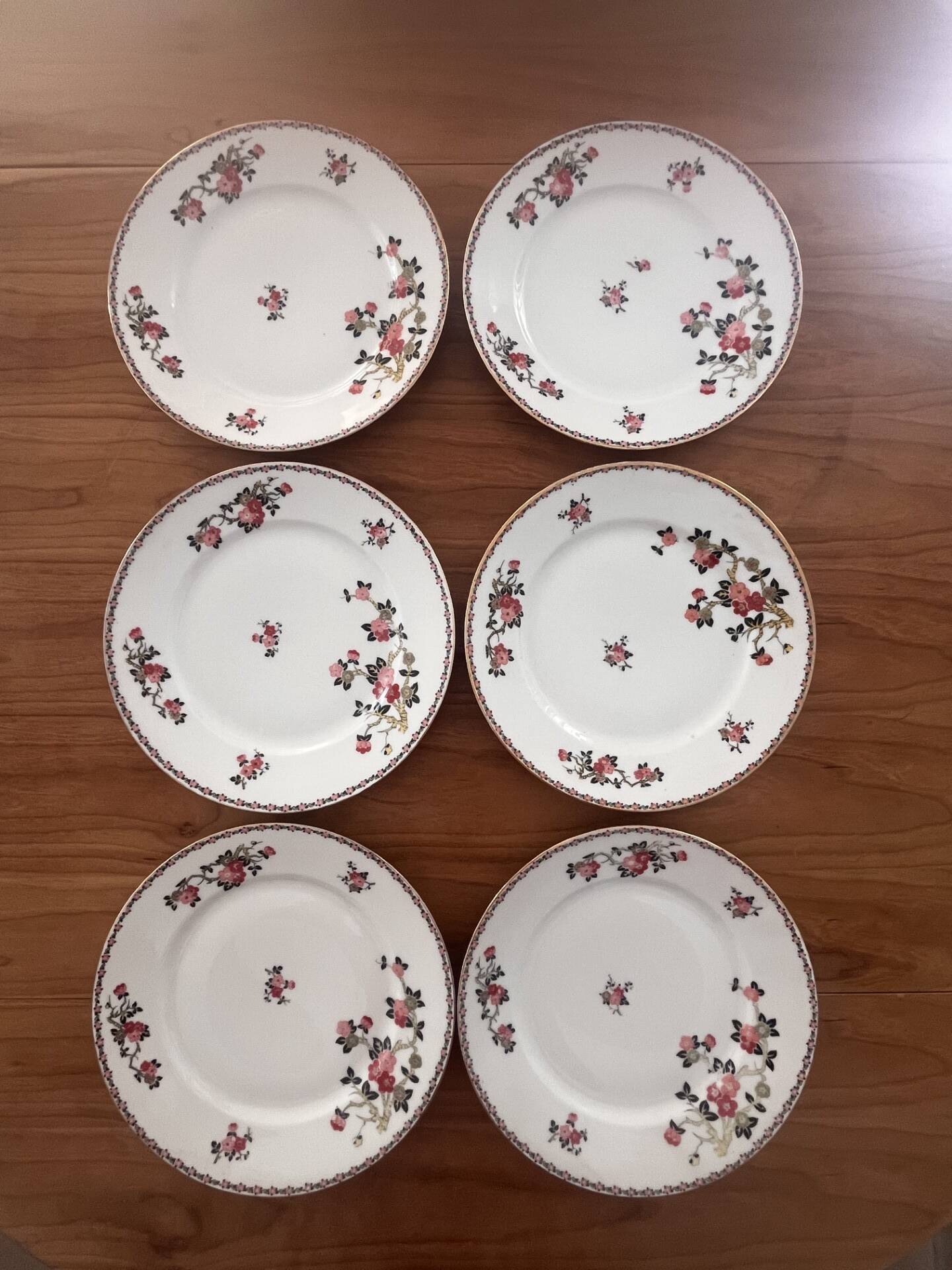 Legrand & Cie plates