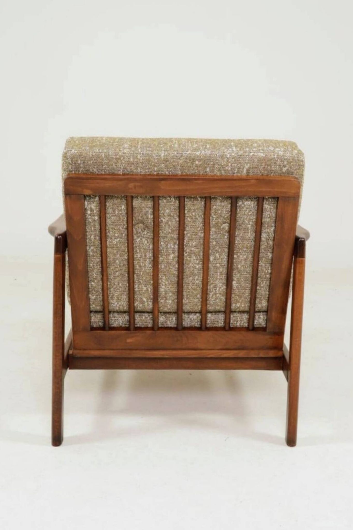 Vintage Armchair Tissu chiné beige moutarde et olive, Poland 1960