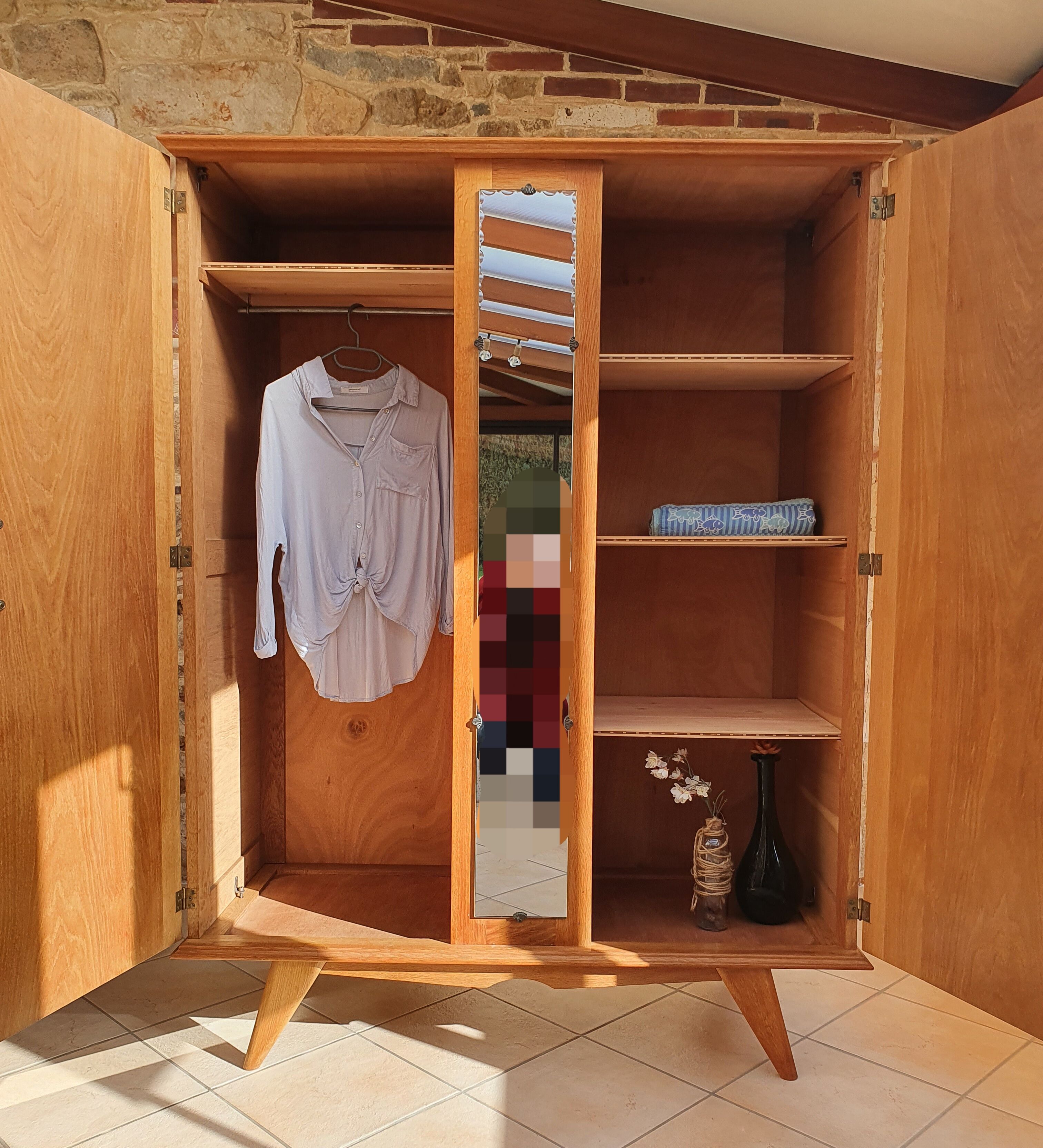 Vintage cabinet feet compass