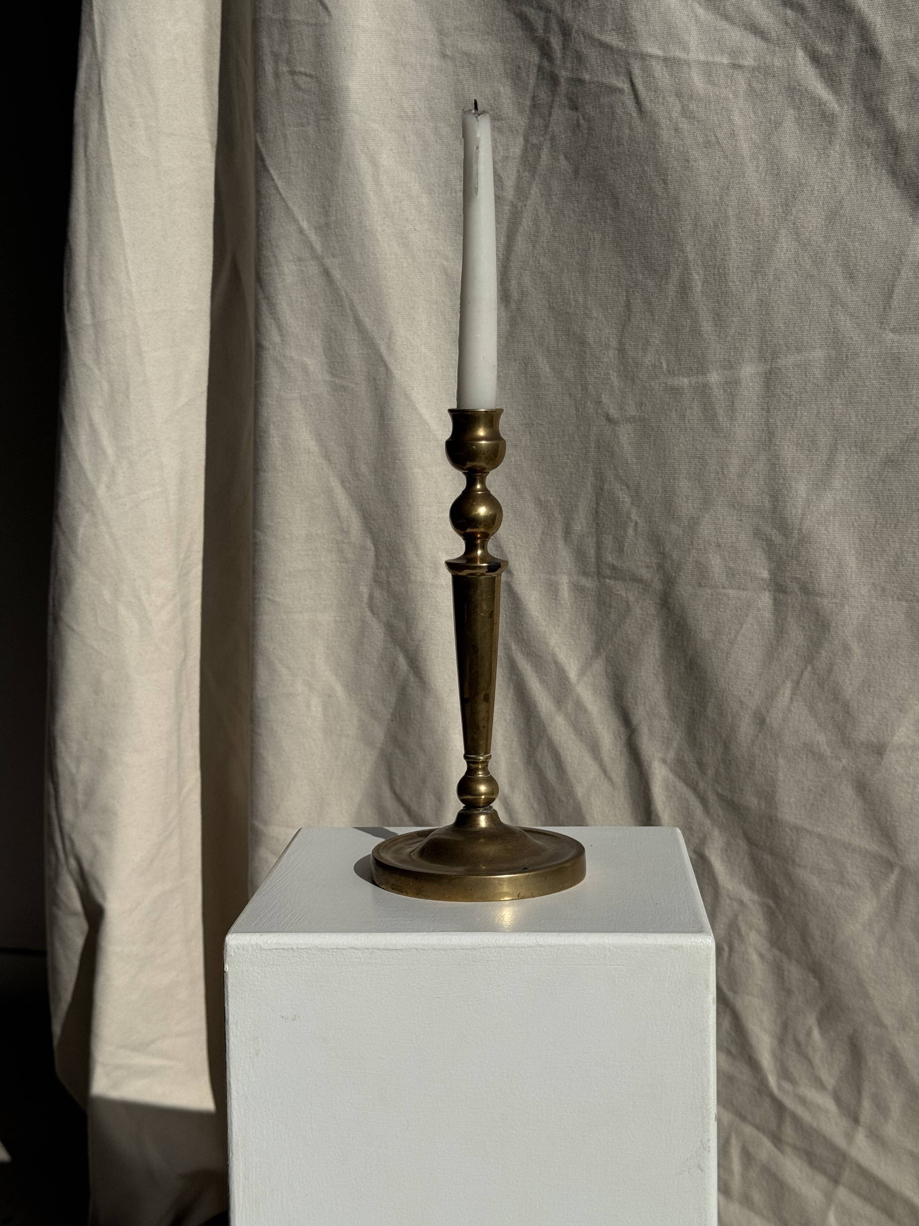 Large golden boudoir in brass, classic shape H17 D13.5