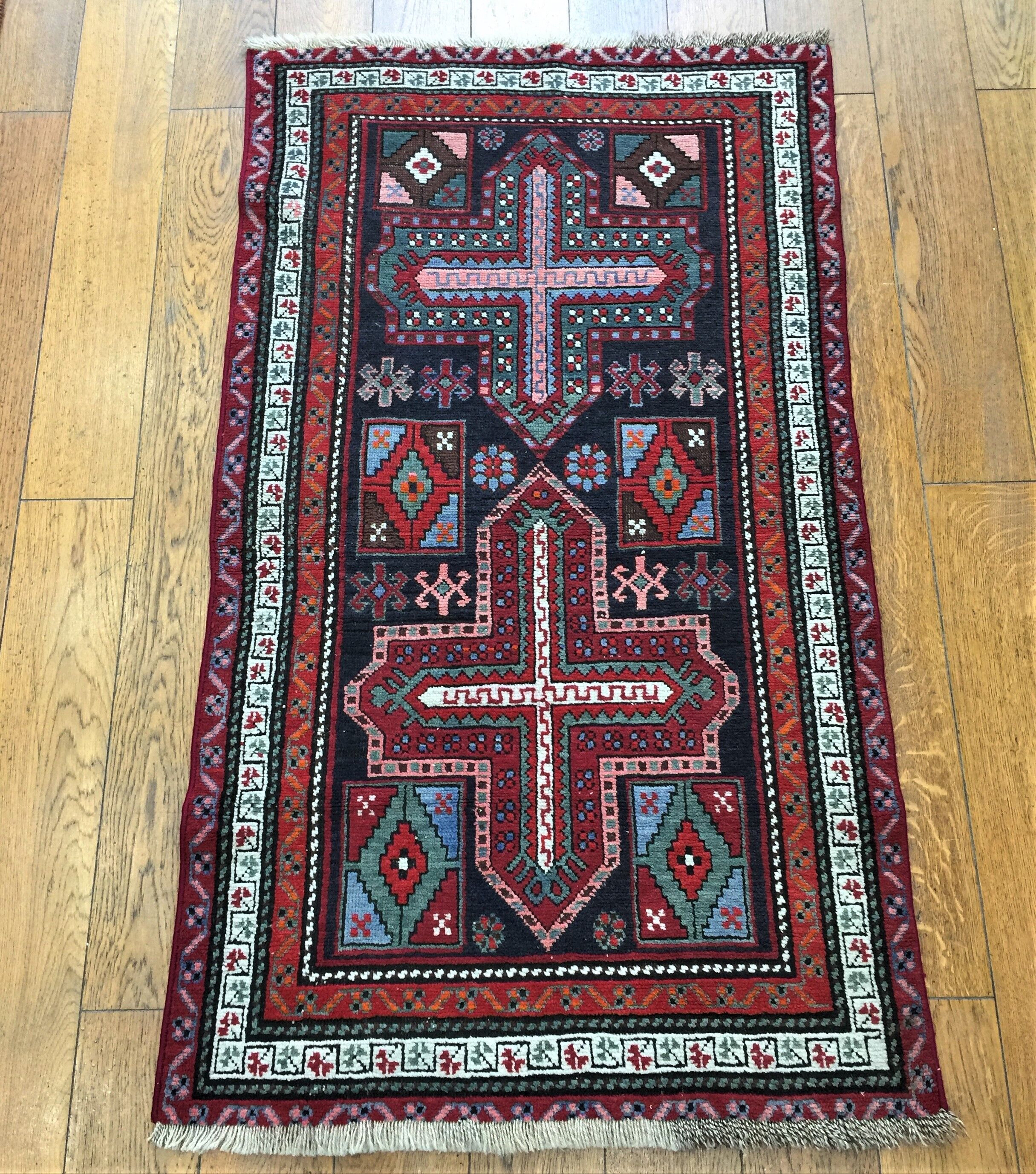 Hand-knotted Caucasian carpet - 140 x 82 cm