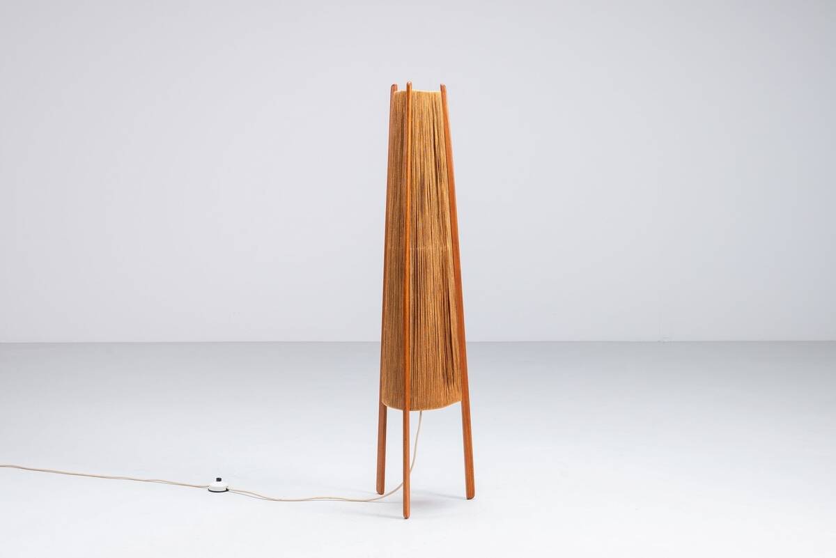 Temde tripod floor lamp in sisal and teak, Switzerland, 1960