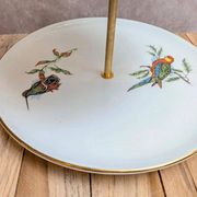 Silent servant, 2 tiers in Gien earthenware – Exotic birds – Golden metal