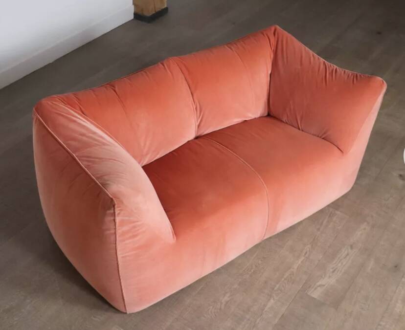 Canapé Le Bambole in coral velvet by Mario Bellini for B&B Italia,