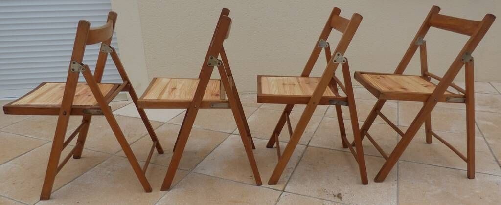 4 vintage varnished wooden folding chairs - Seats completely restored.