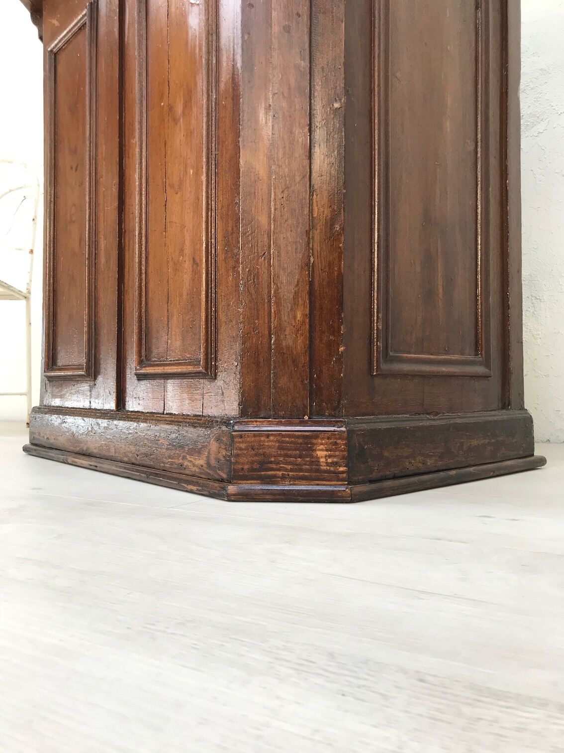 Checkout counter, circa 1900