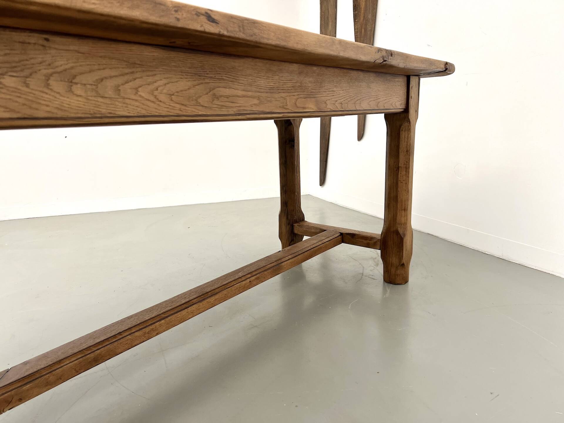 Table de ferme XIXe siècle en chêne et noyer