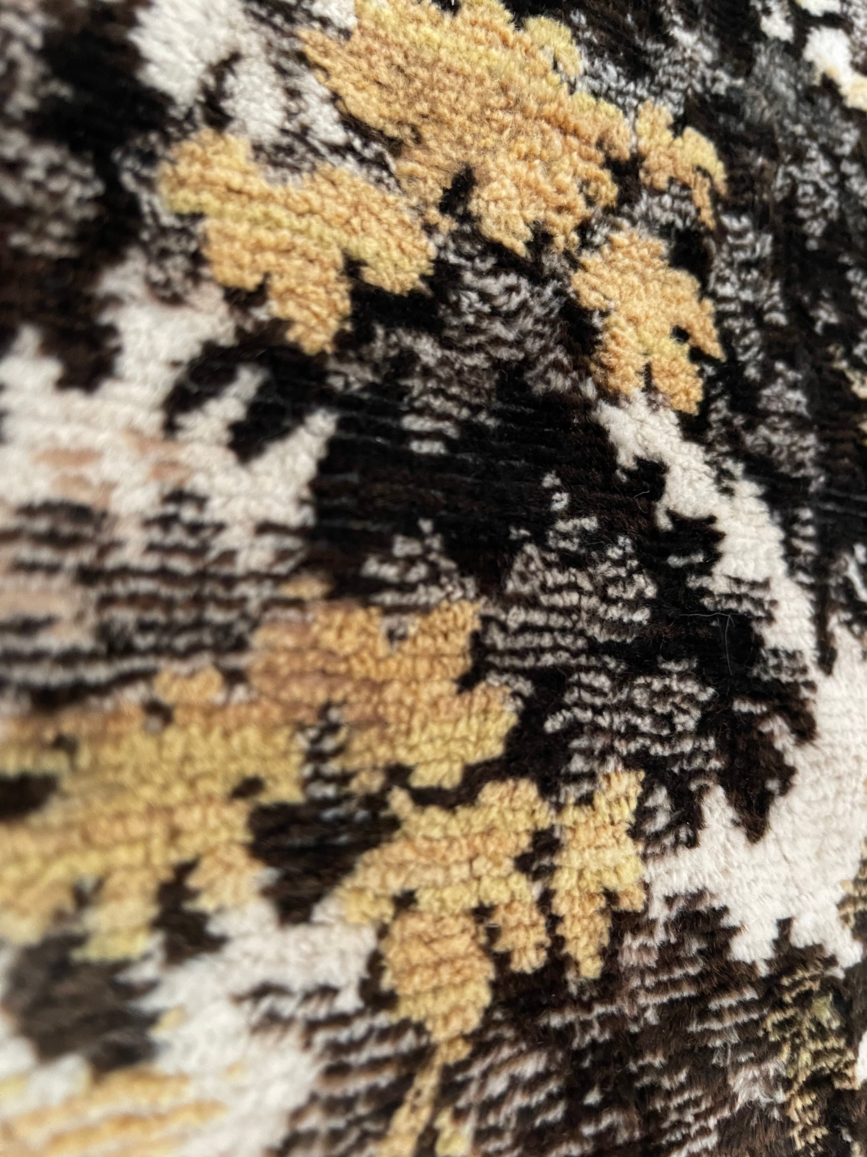 Velvet wall tapestry 172cm