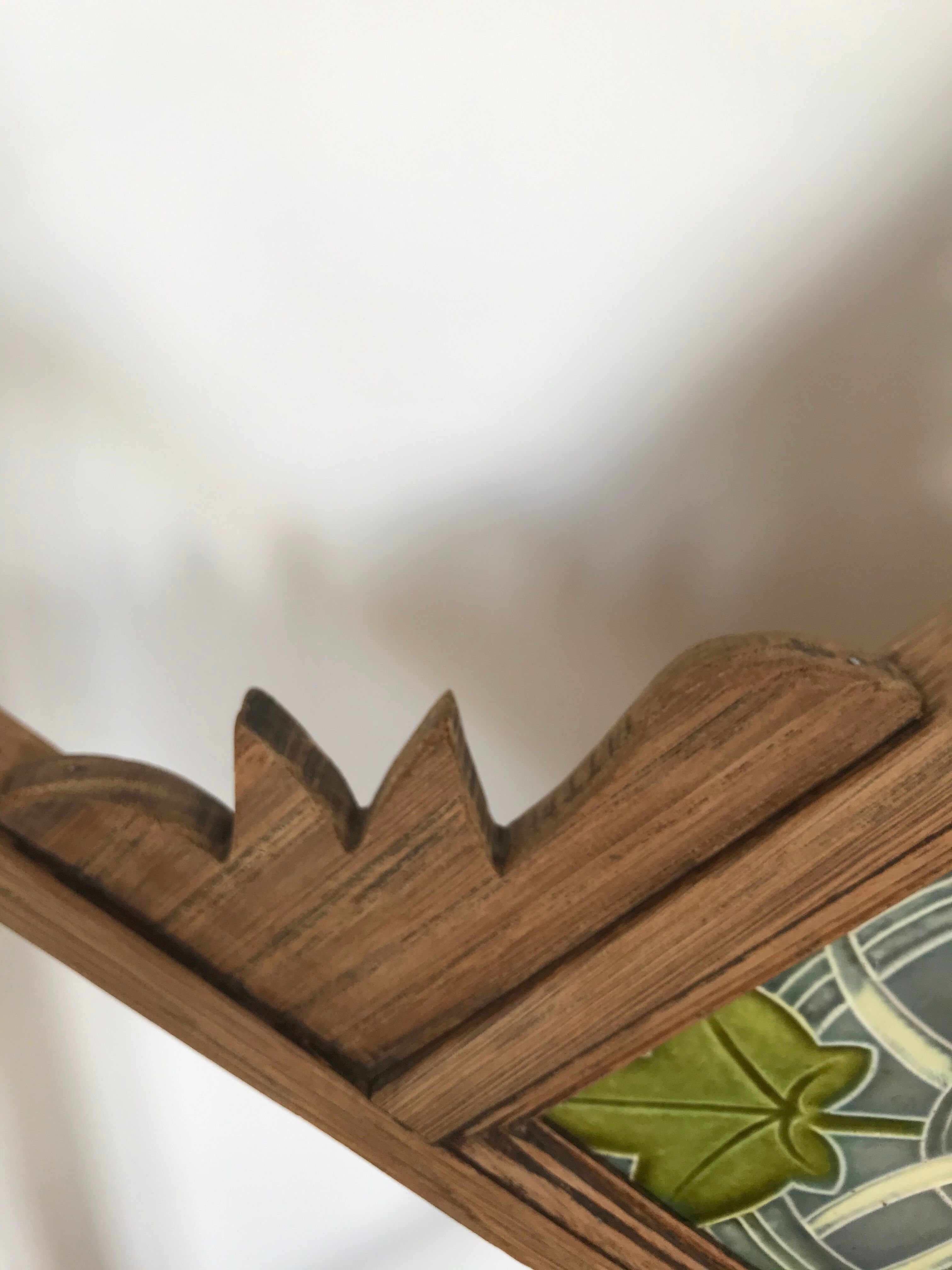 Coat-of-the-table wardrobe