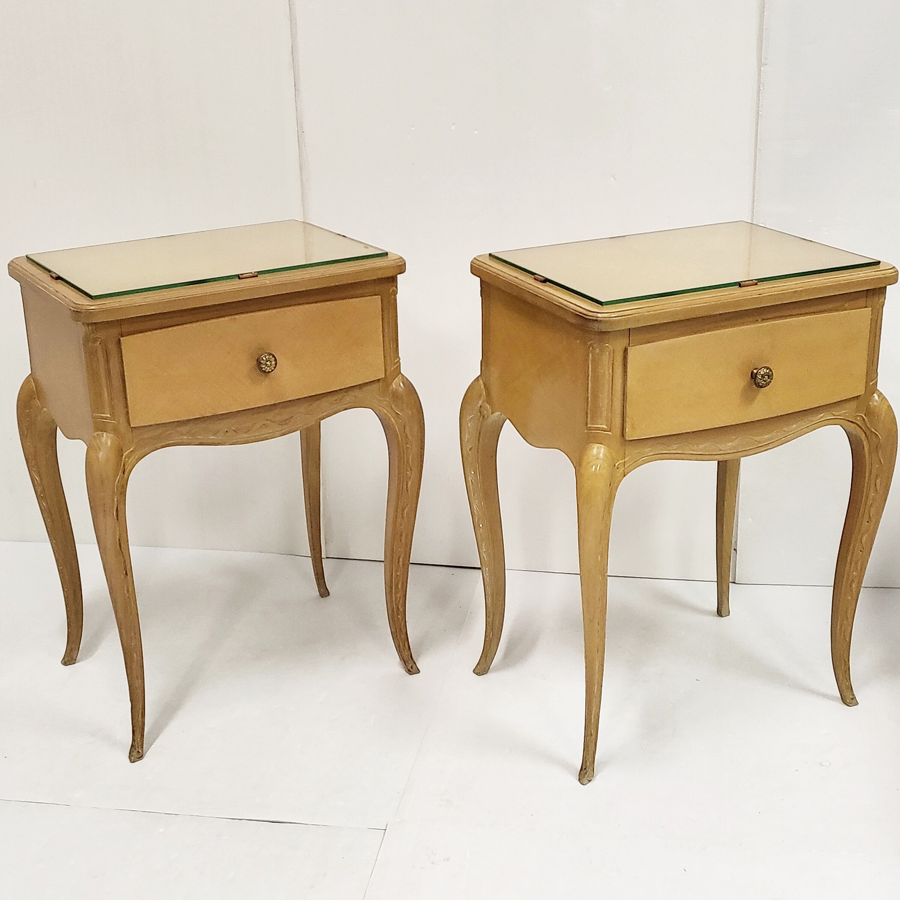 Pair of vintage 1940 bedside tables