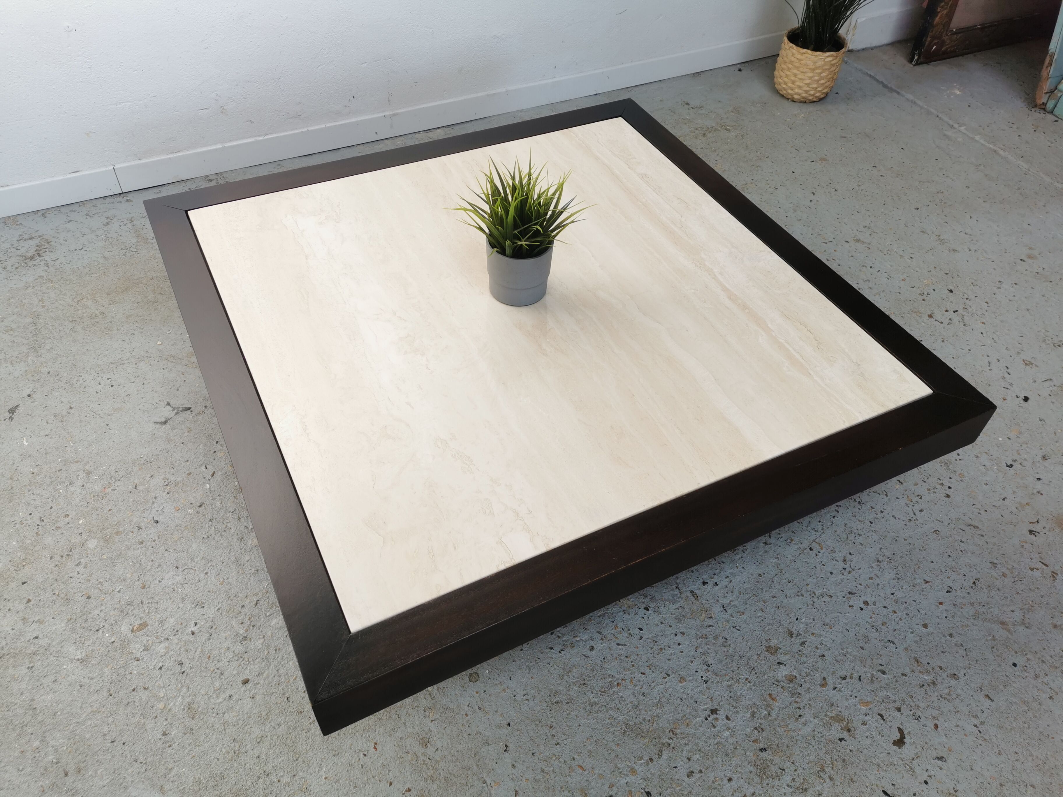 Table basse vintage travertin et bois design 1970