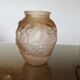 Art Deco vase in moulded pink glass, signed "Souchon Neuvesel", 1940s.