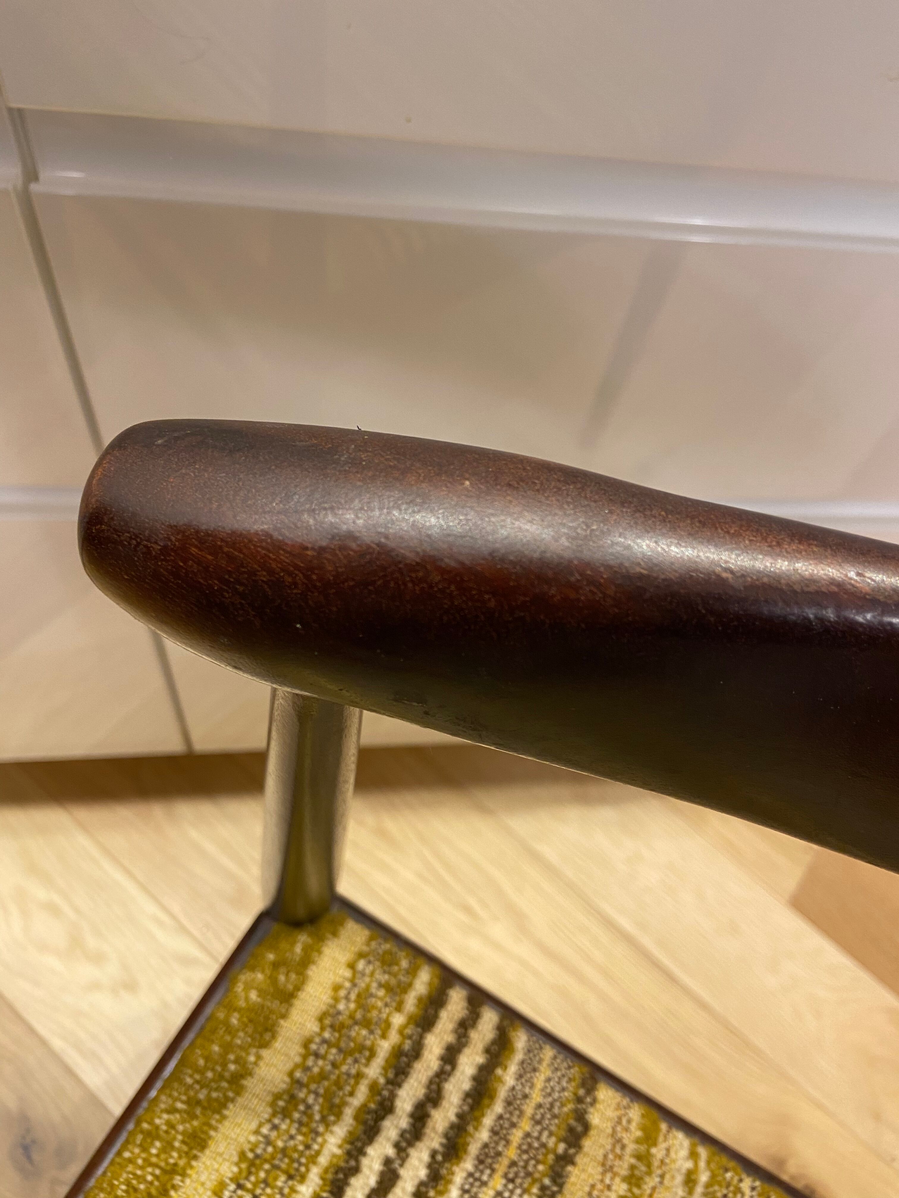 Lot of 4 Scandinavian chairs