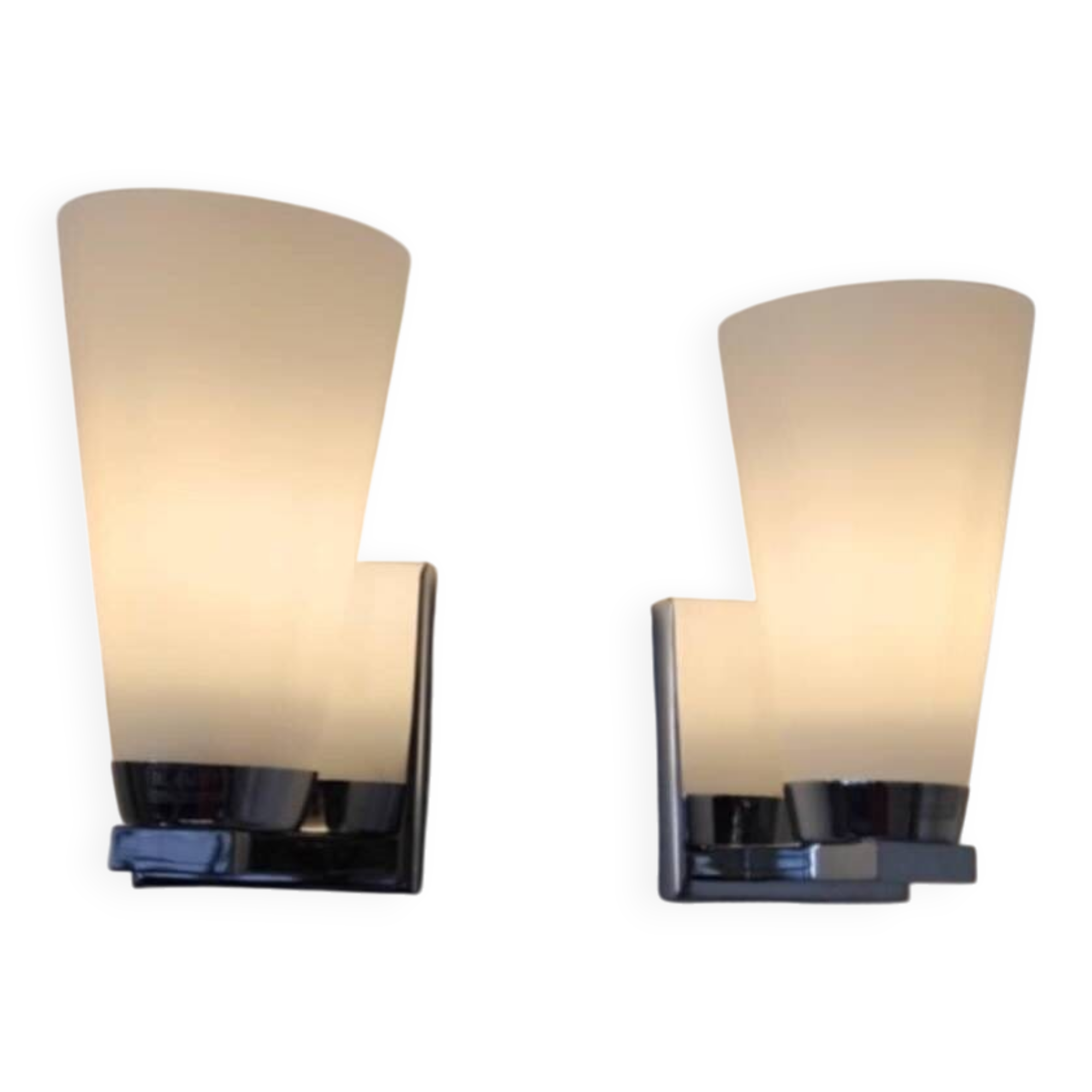 Pair of 70s-80s wall lights by Blauet