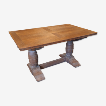 Solid oak table 2 central legs with extensions