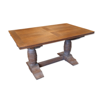Table chêne massif 2 pieds centraux avec rallonges