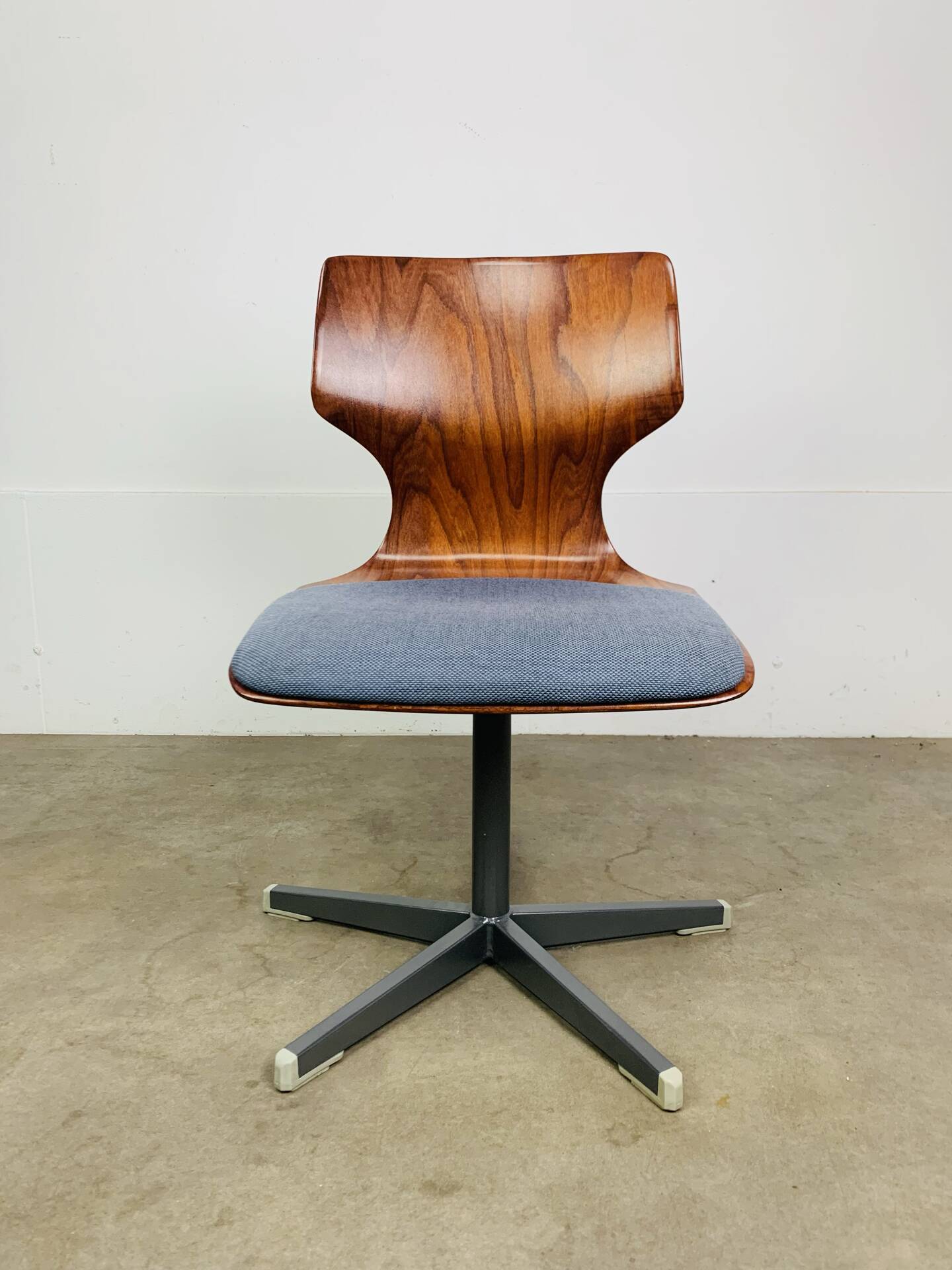 Pagholz Pagwood office chair, swivel