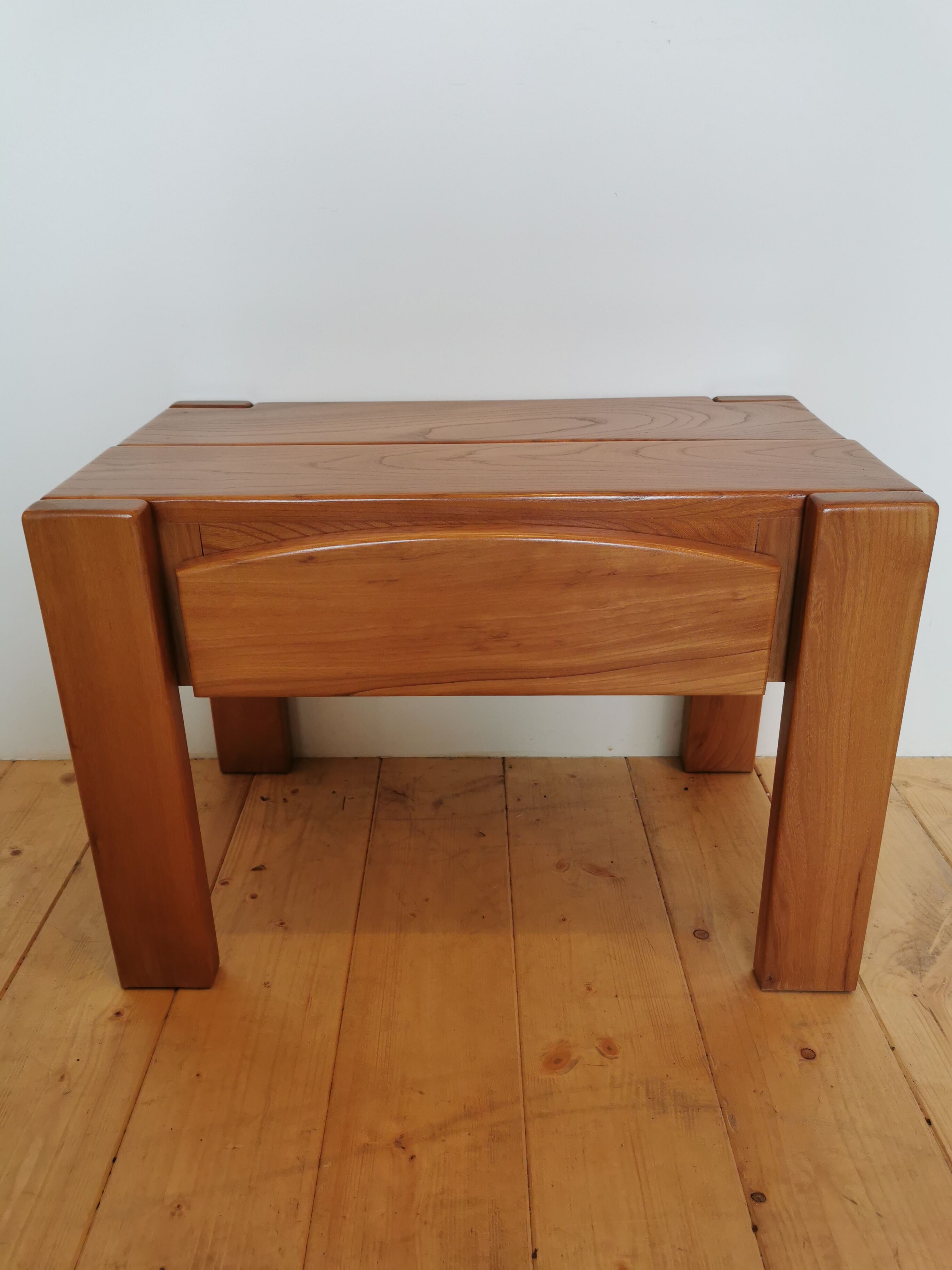 Paire de chevets en orme Maison Regain