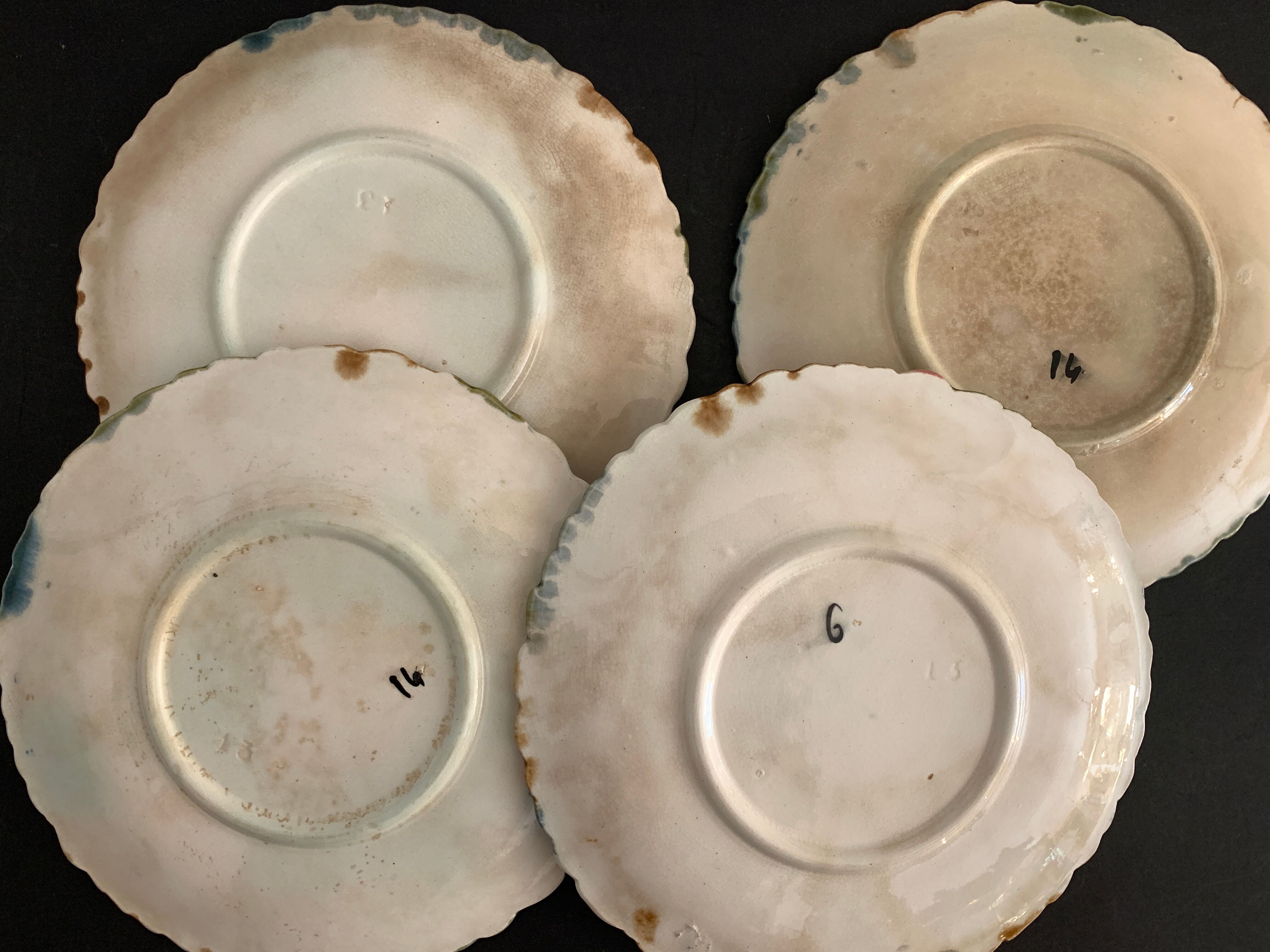 4 old and numbered dessert plates in slurry, strawberry model