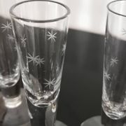 6 petites flutes anciennes en cristal soufflés à la main