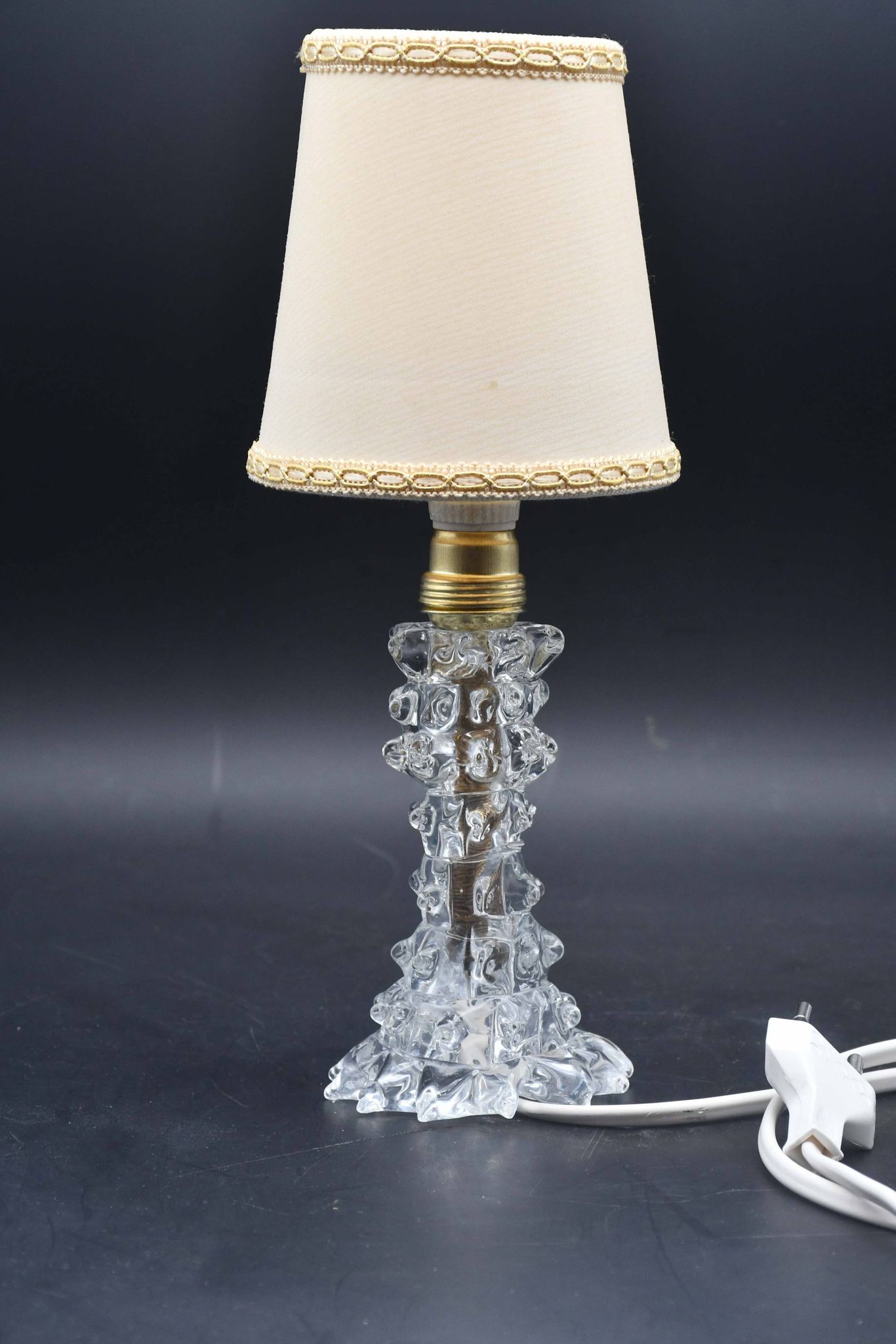 Charming Table Lamp in Rostrato Murano Glass Vase for Barovier & Toso, 1940s