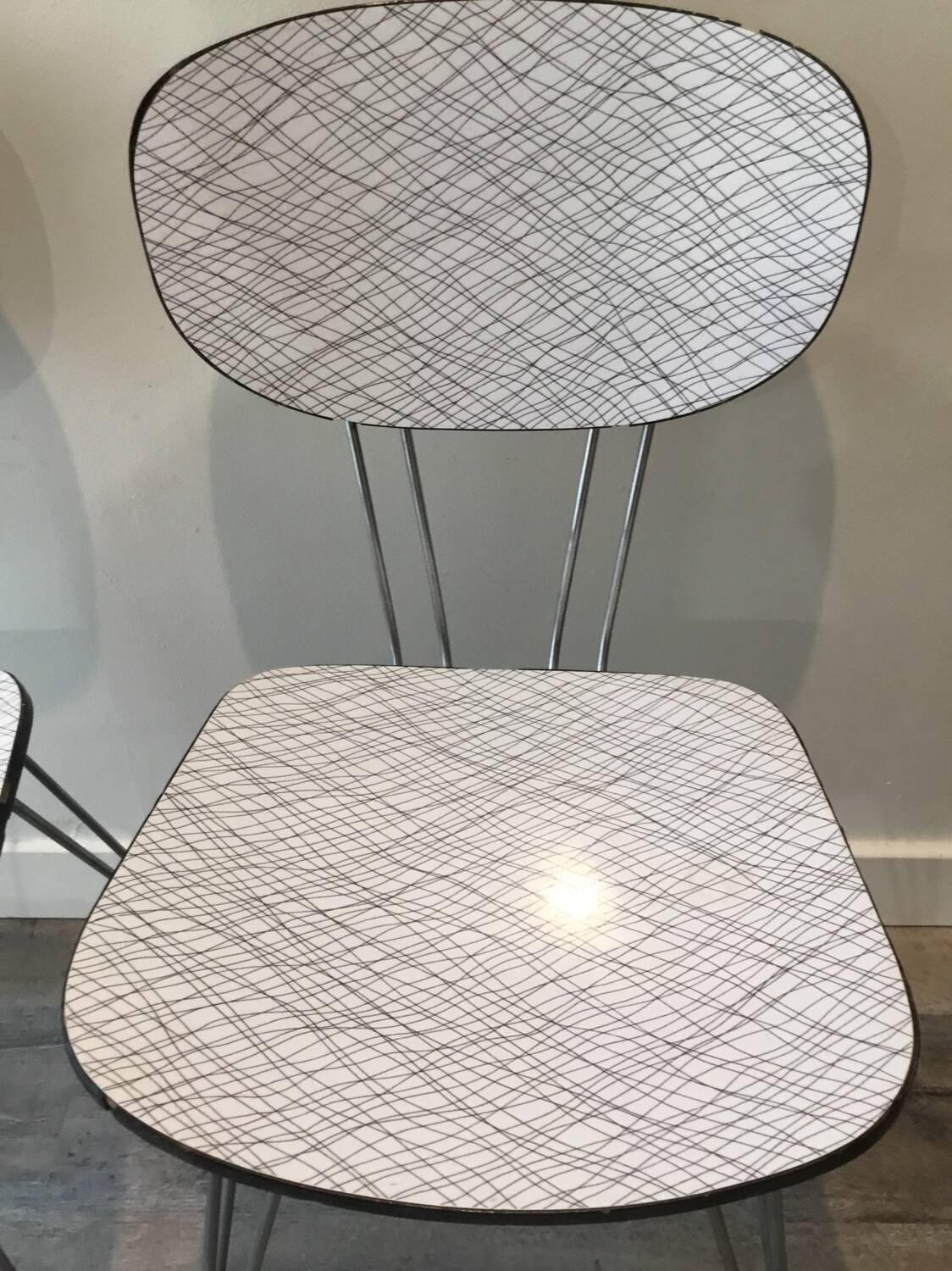 Set of 2 Formica chairs