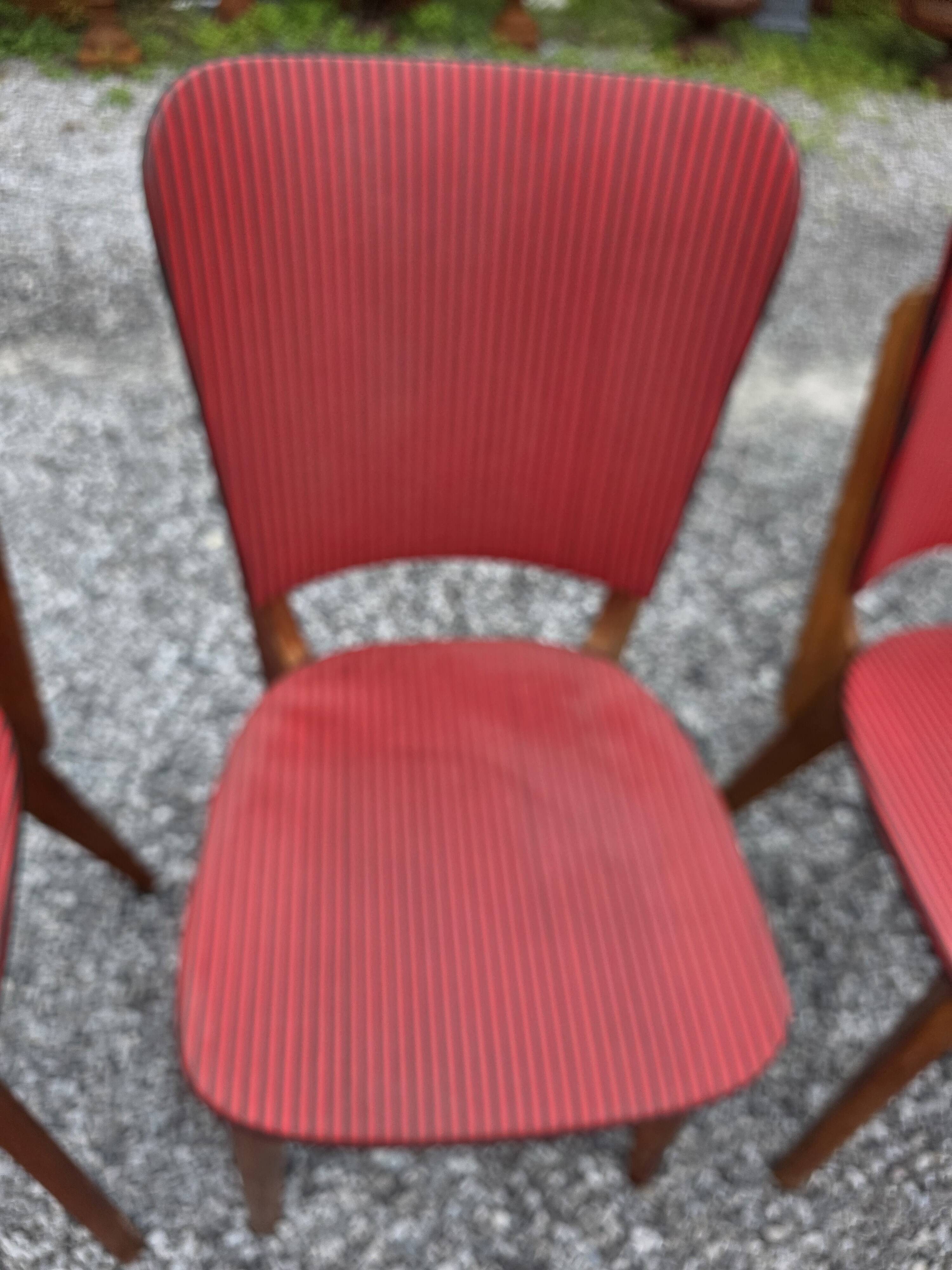 6 vintage oak chairs from the 1960s
