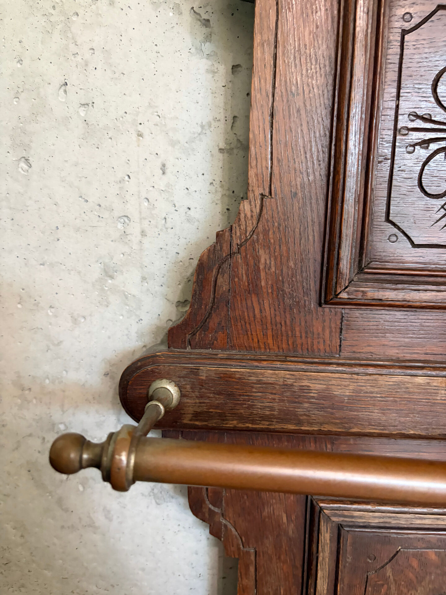 Antique oak carved coat stand, mirror and umbrella stand — late 19th century