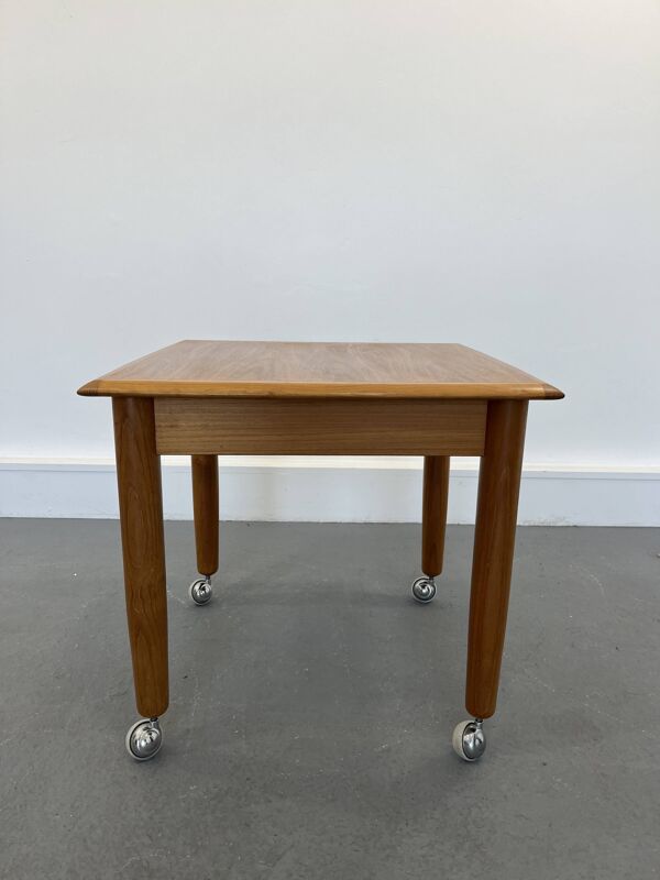 Table basse danoise mobile, années 1970