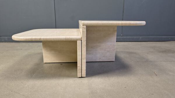 Paire de tables basses en travertin vintage ou tables d'appoint, années 1970.
