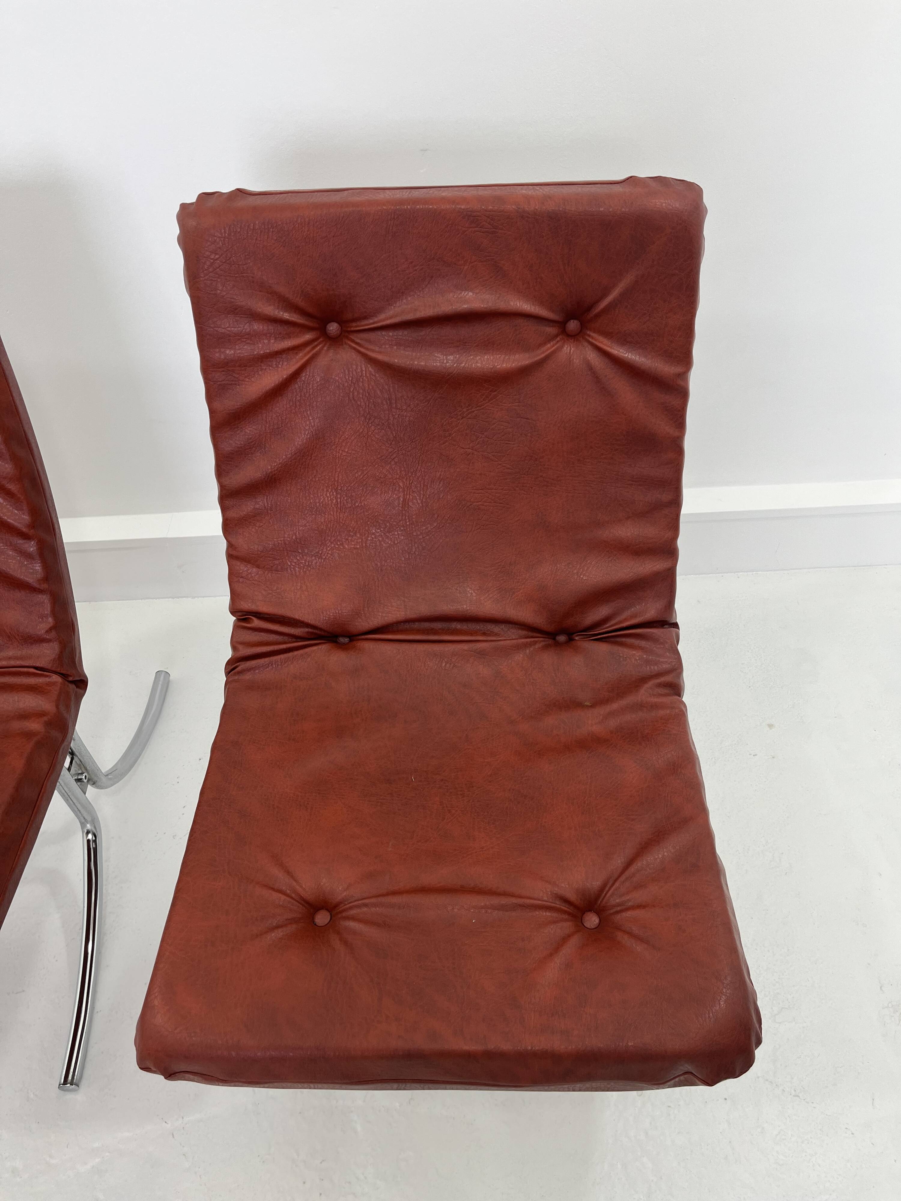 Set of Vintage Lounge Chairs in Chrome and Vinyl, 1970s