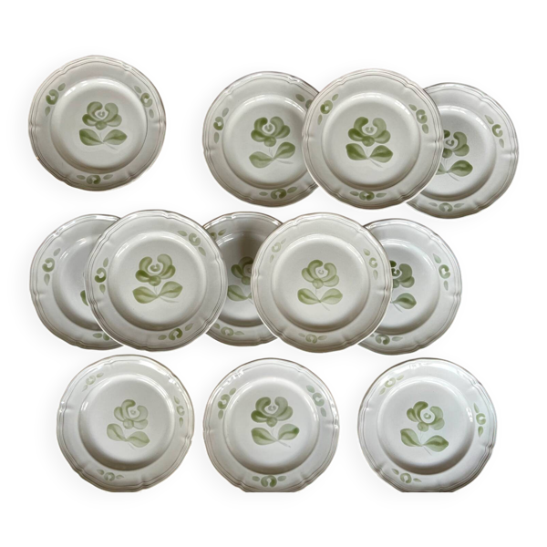 12 assiettes plates en faïence , Niderviller