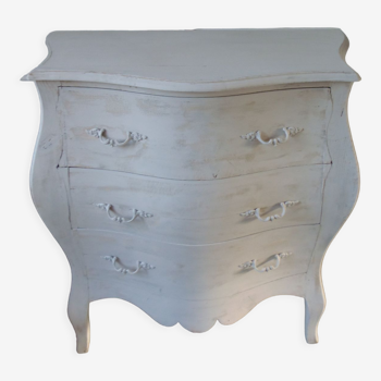 Commode galbée patinée gris perle finition cirée