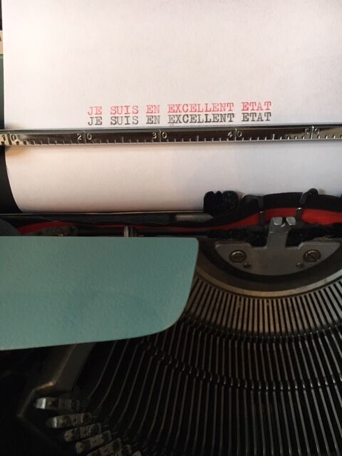 Olivetti typewriter, model Lettera 32