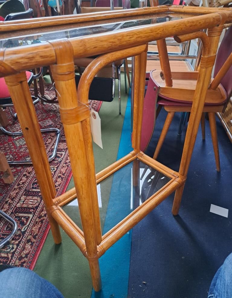 Rattan console and smoked glass Roche Bobois, from the 70s