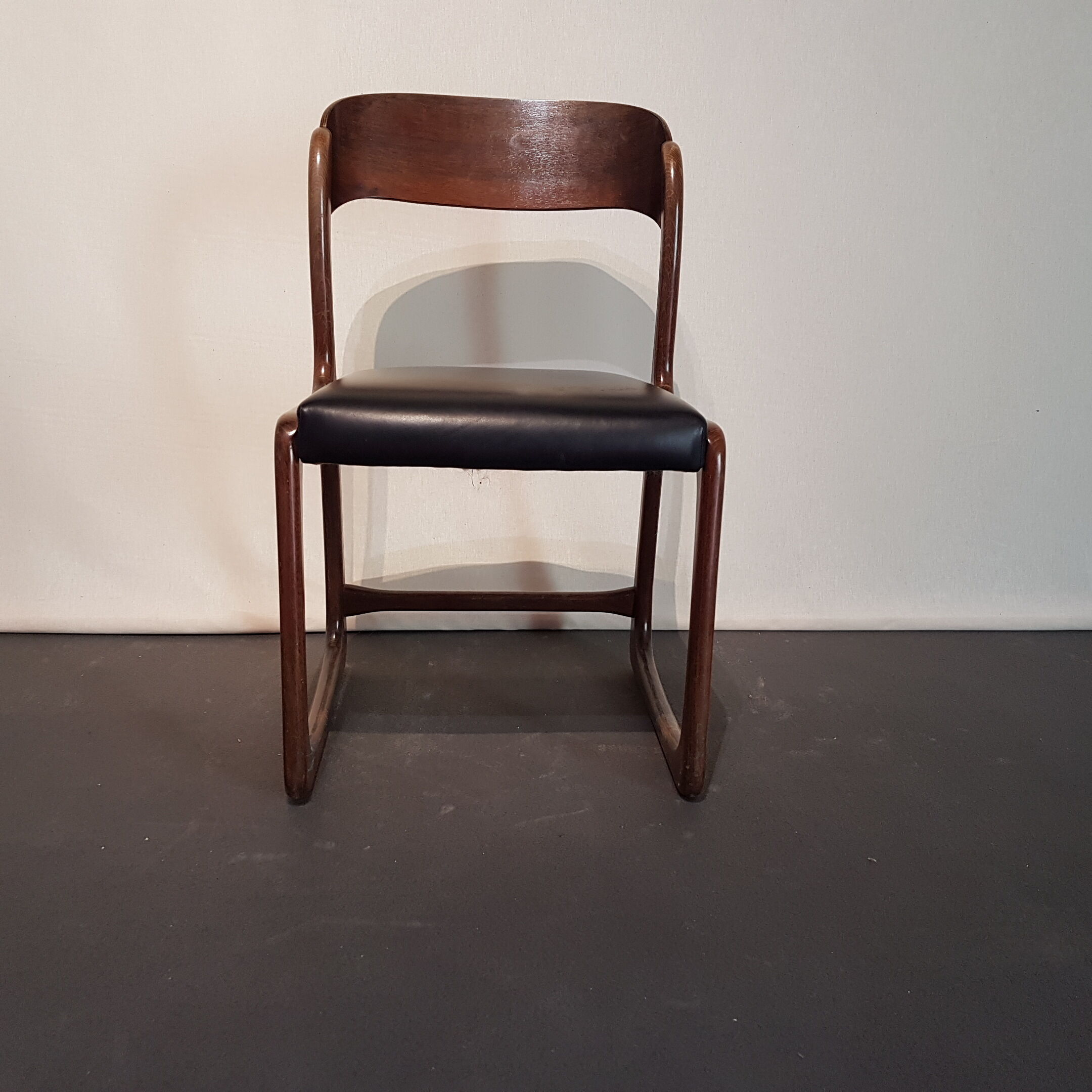 4 chairs sled baumann