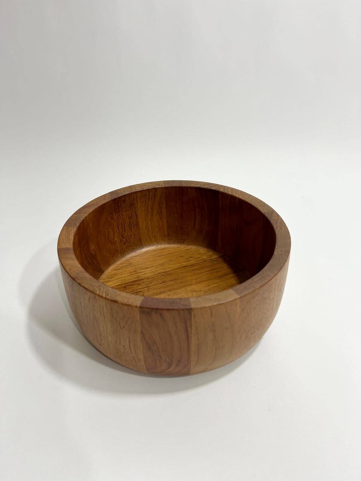 Large vintage Danish teak bowl, design Richard Nissen for Nissen Trævarefabrik Langaa 1960