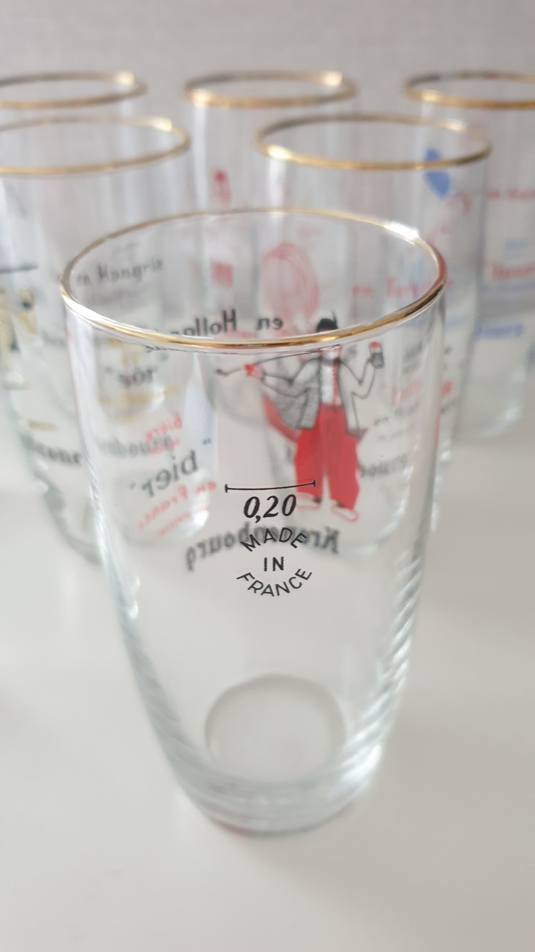Lot 9 verres à bière vintage