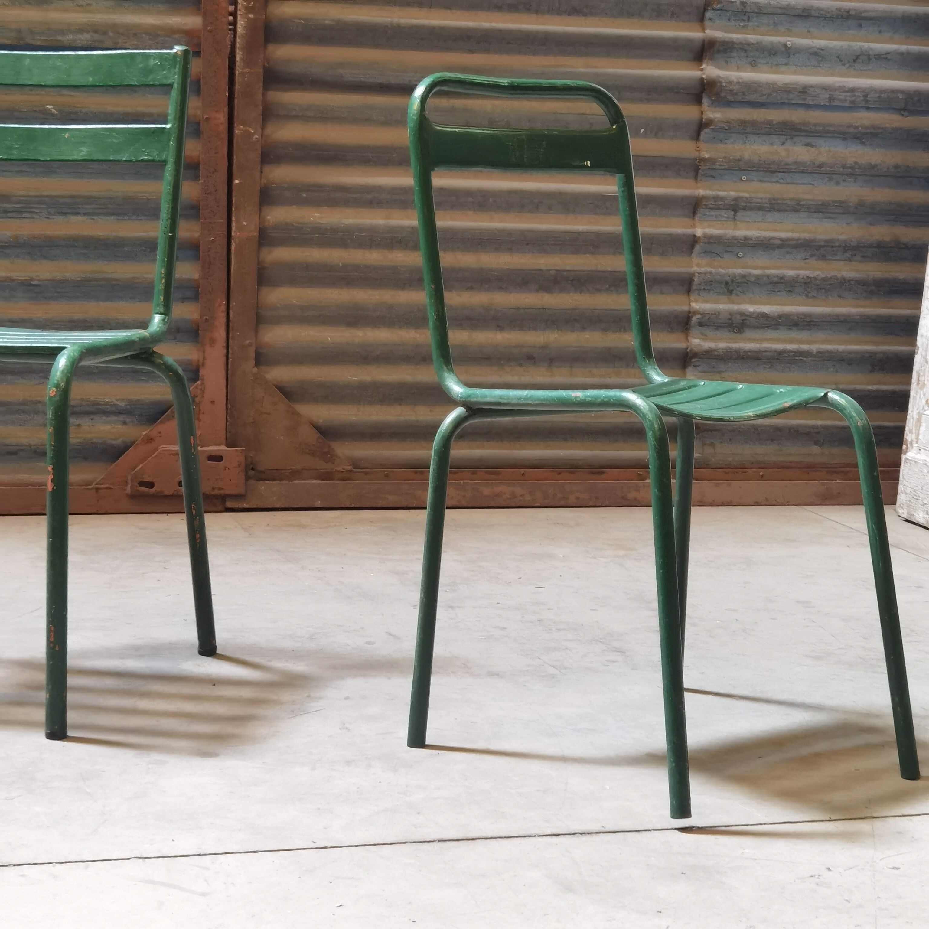 Set of 4 Metal terrace chairs Tolix T1 T2 and Fermob